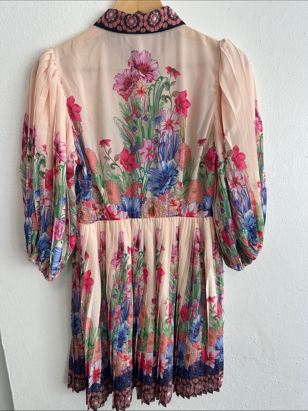 Boho Floral Pleated Midi Dress in Blush Pink - Picture 10 of 11